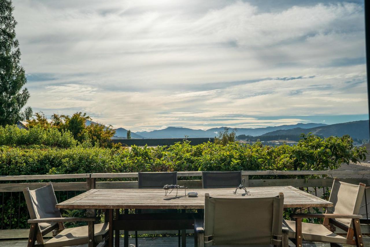 Goodall Crib - Wanaka Holiday Home エクステリア 写真