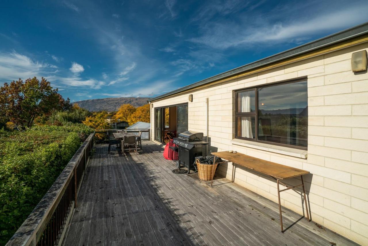 Goodall Crib - Wanaka Holiday Home エクステリア 写真
